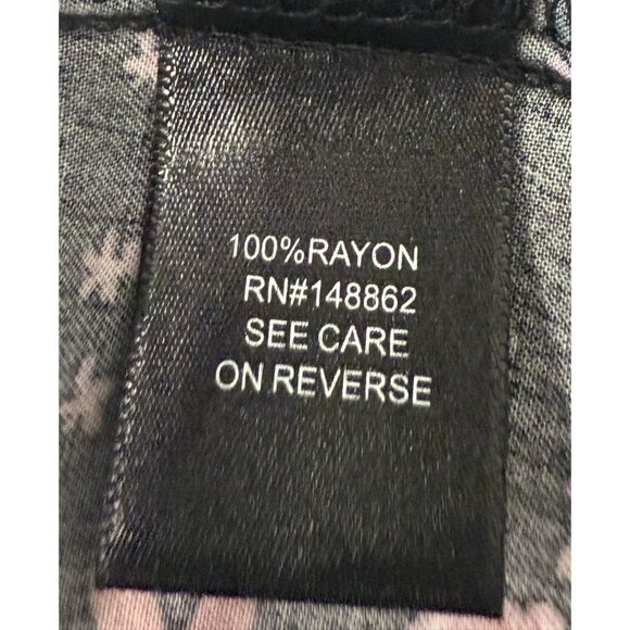 Torrid Harper Black Floral Print Blouse Womens Size 4 Flowy Fit Short Sleeve - Picture 6 of 7